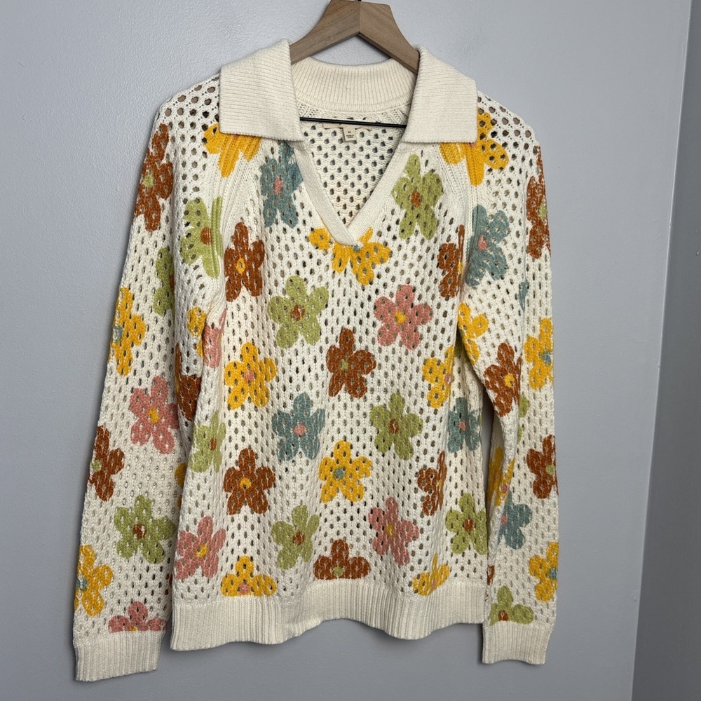 Indigo Thread Co Women's Medium Floral Flower Crochet Long Sleeve Sweater Cream